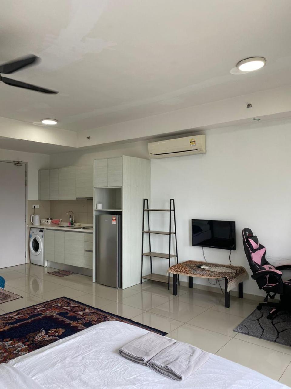 Host Assist Homestay By Ha I-City Σαχ Αλάμ Εξωτερικό φωτογραφία