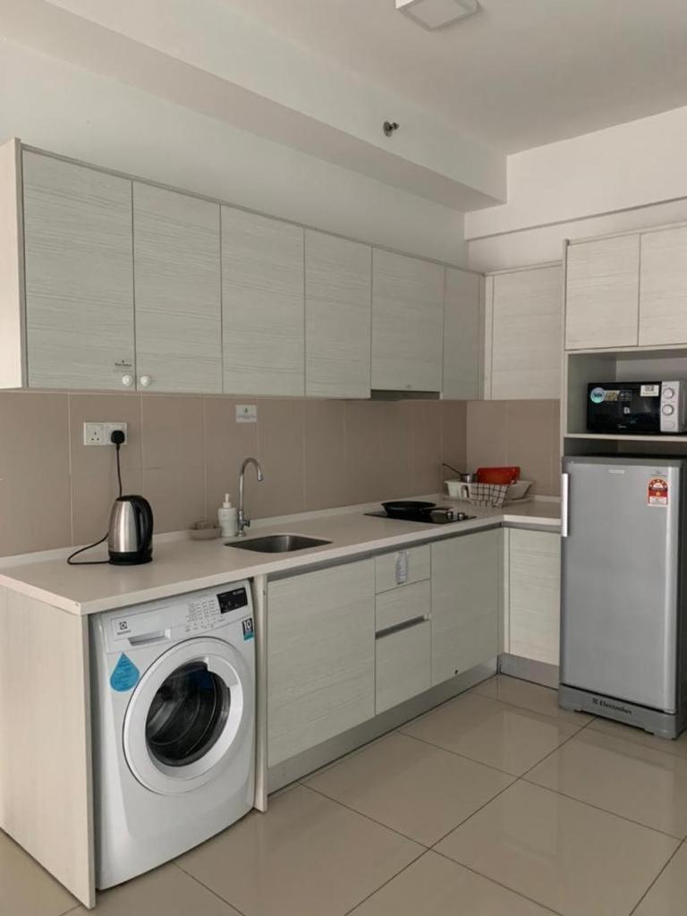 Host Assist Homestay By Ha I-City Σαχ Αλάμ Δωμάτιο φωτογραφία