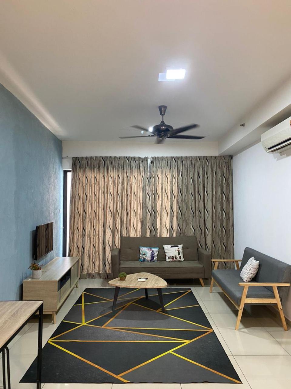 Host Assist Homestay By Ha I-City Σαχ Αλάμ Δωμάτιο φωτογραφία